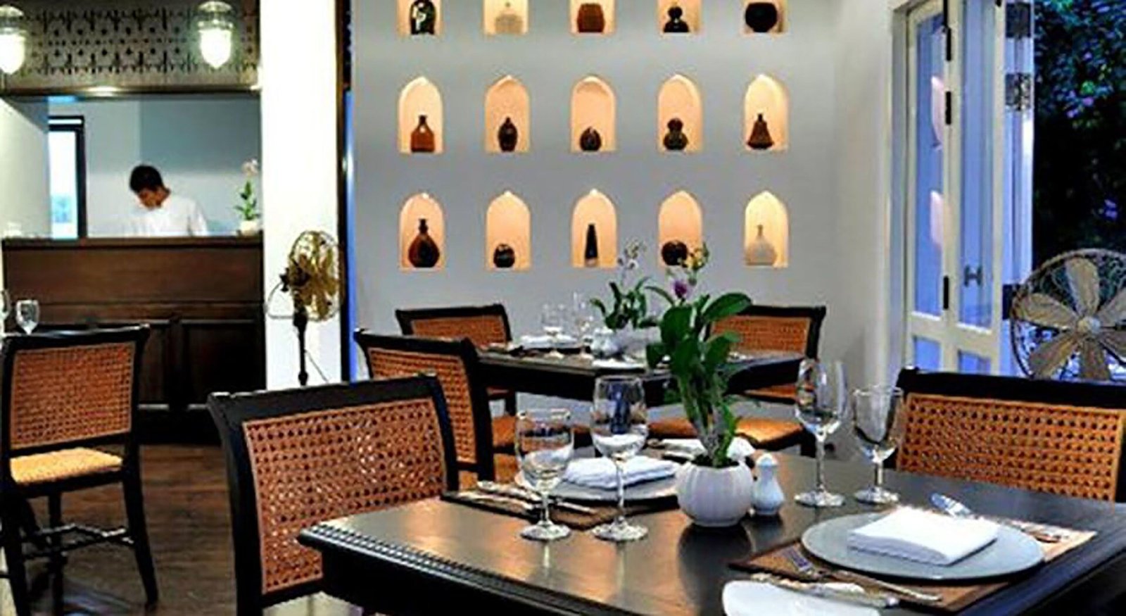 Ping Nakara Boutique Hotel & Spa, at the table