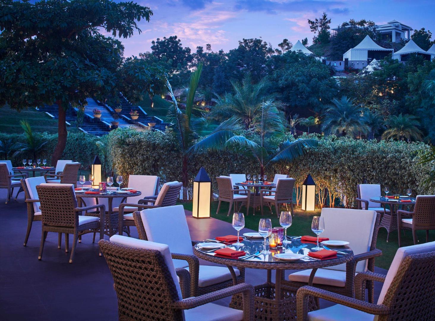 Taj Aravali Resort & Spa, Udaipur, at the table