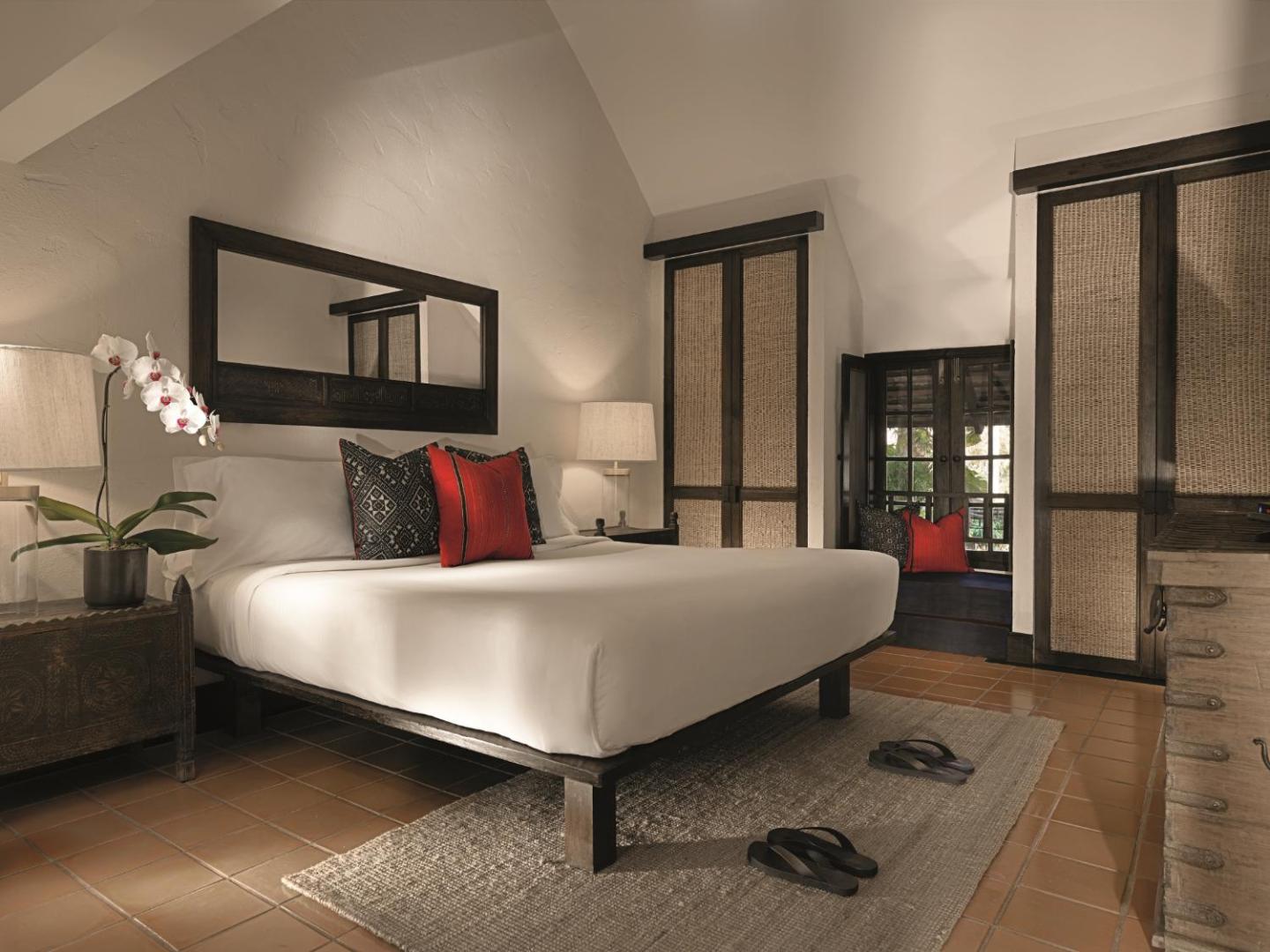 Tamarind Village — vibe
