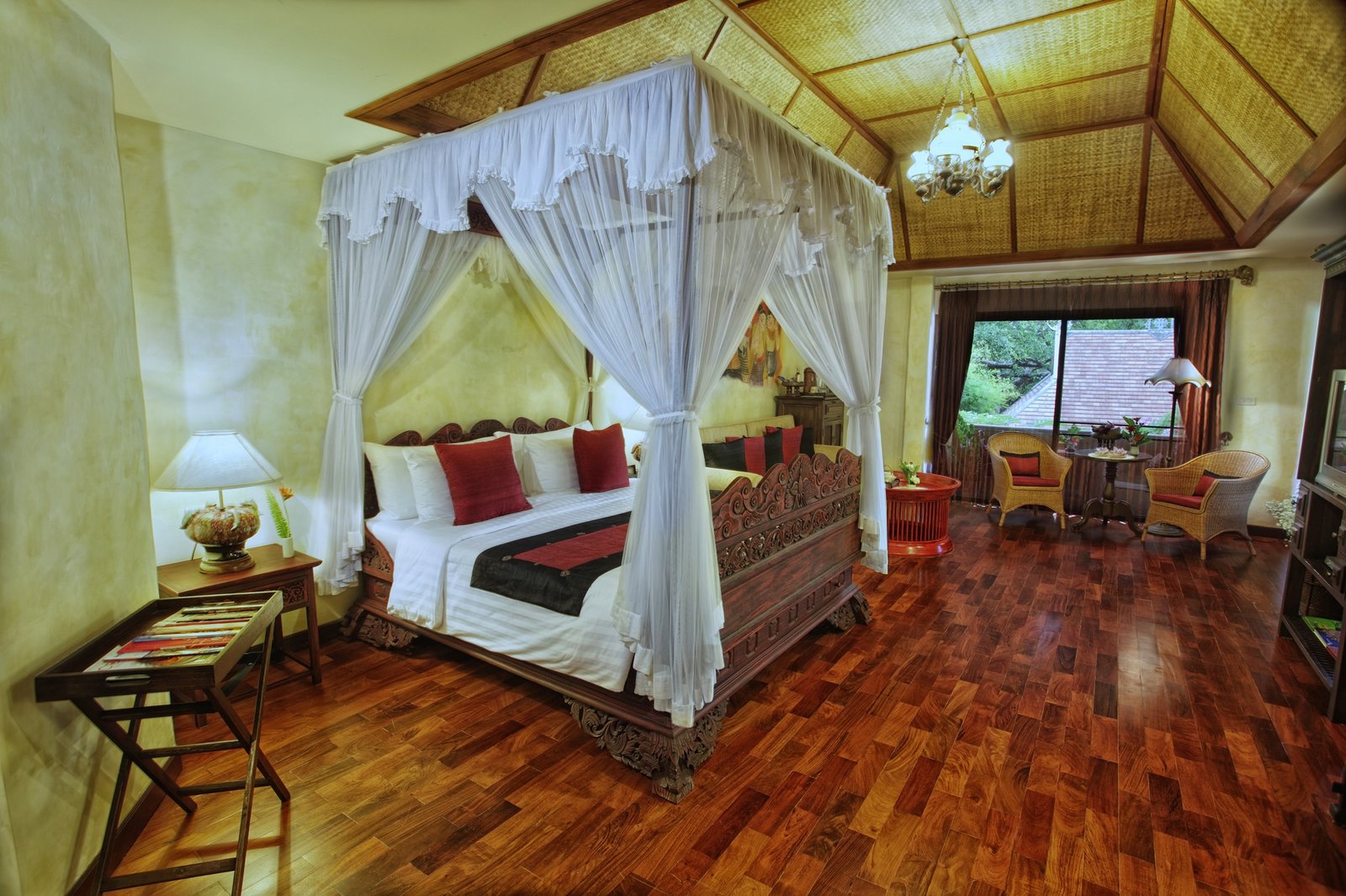 Yaang Come Village Chiang Mai — rooms