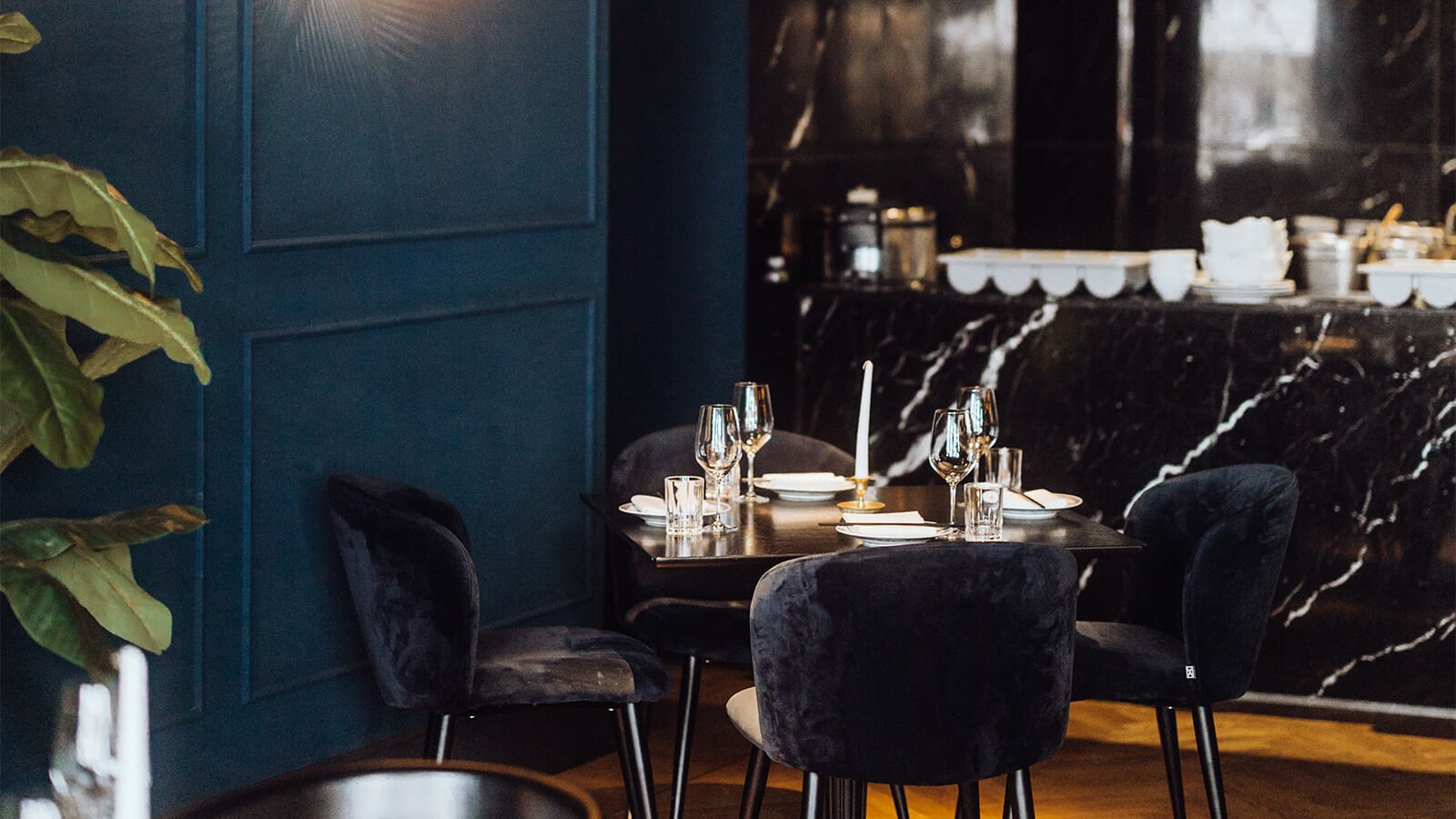 Provocateur Hotel, at the table