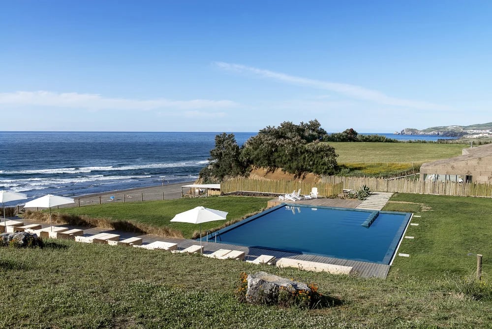 Santa Barbara Eco-Beach Resort, the pool