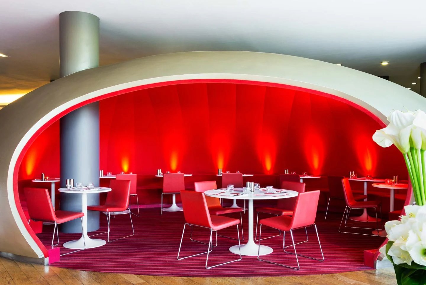 Resort Barrière Lille, at the table
