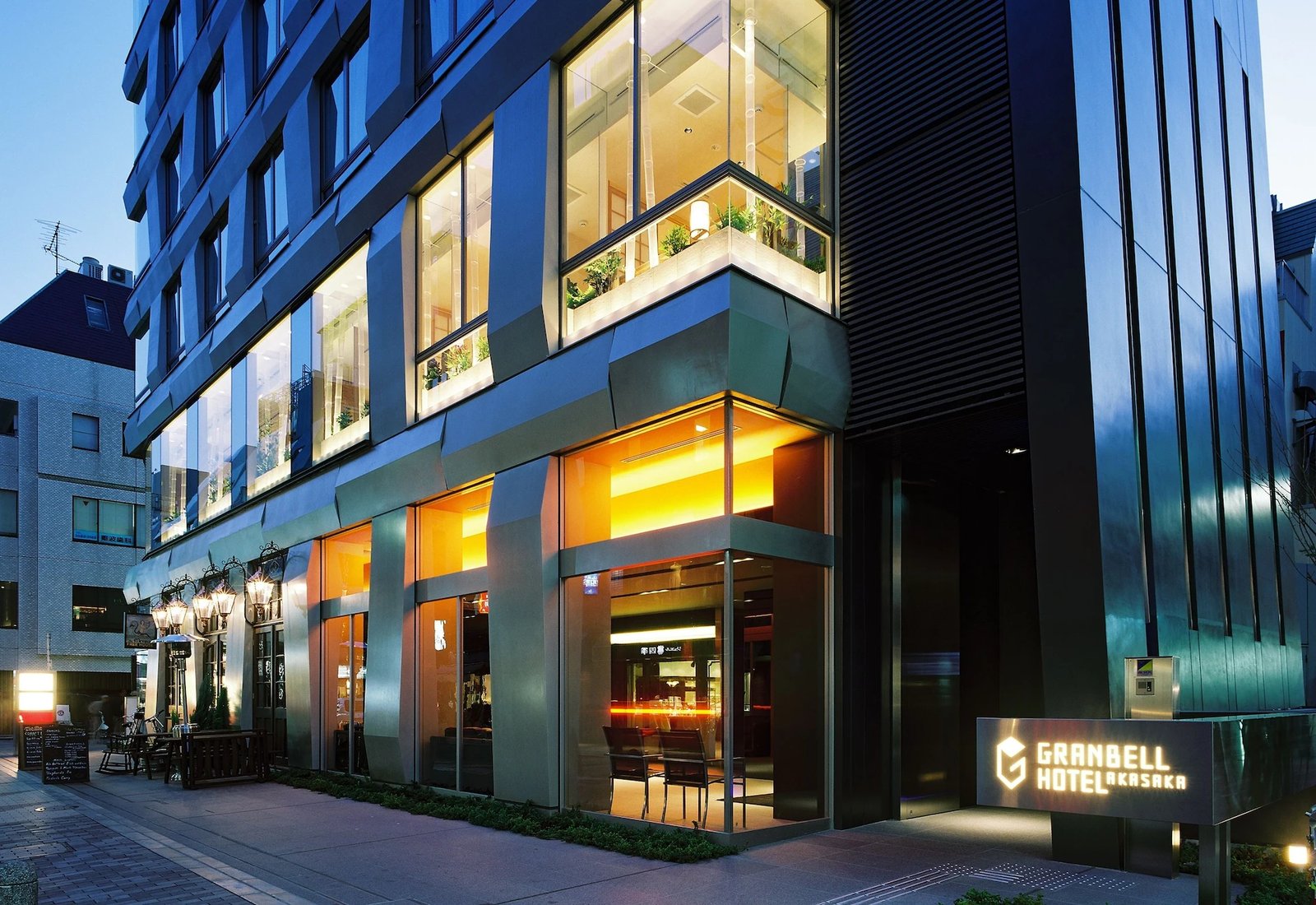 Granbell Akasaka Hotel — vibe