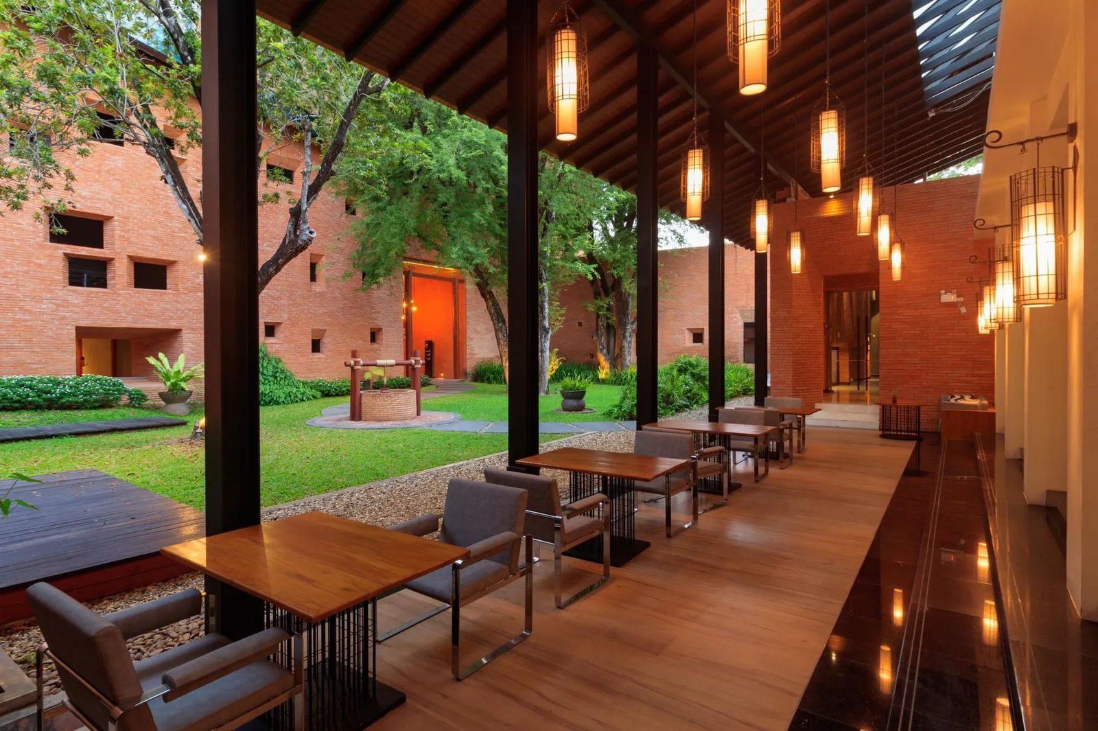 Cross Chiang Mai Riverside, oxygen dining room