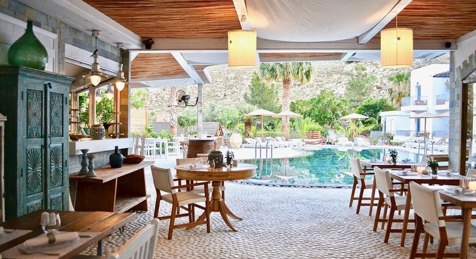 Caesars Gardens Hotel & Spa