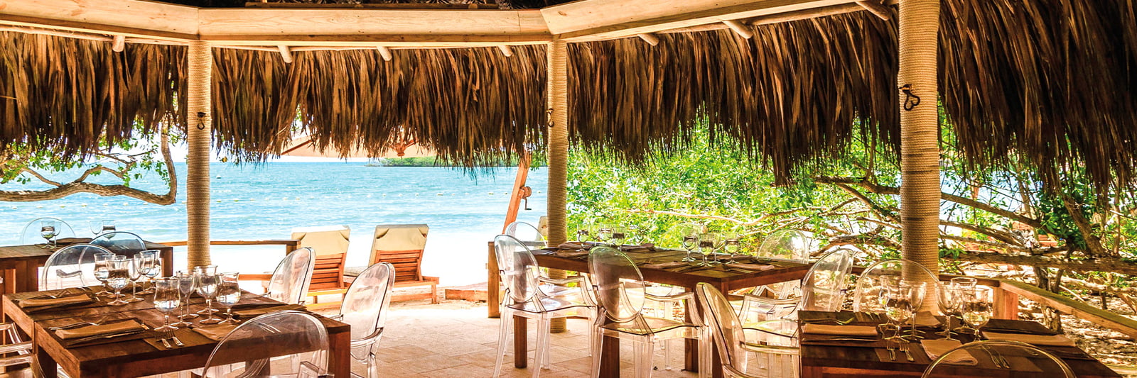 Hotel las Islas, at the table