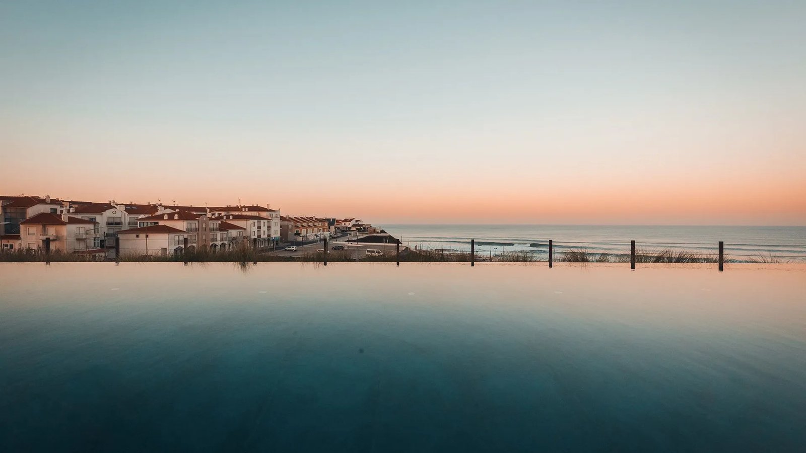 Noah Surf House, the pool