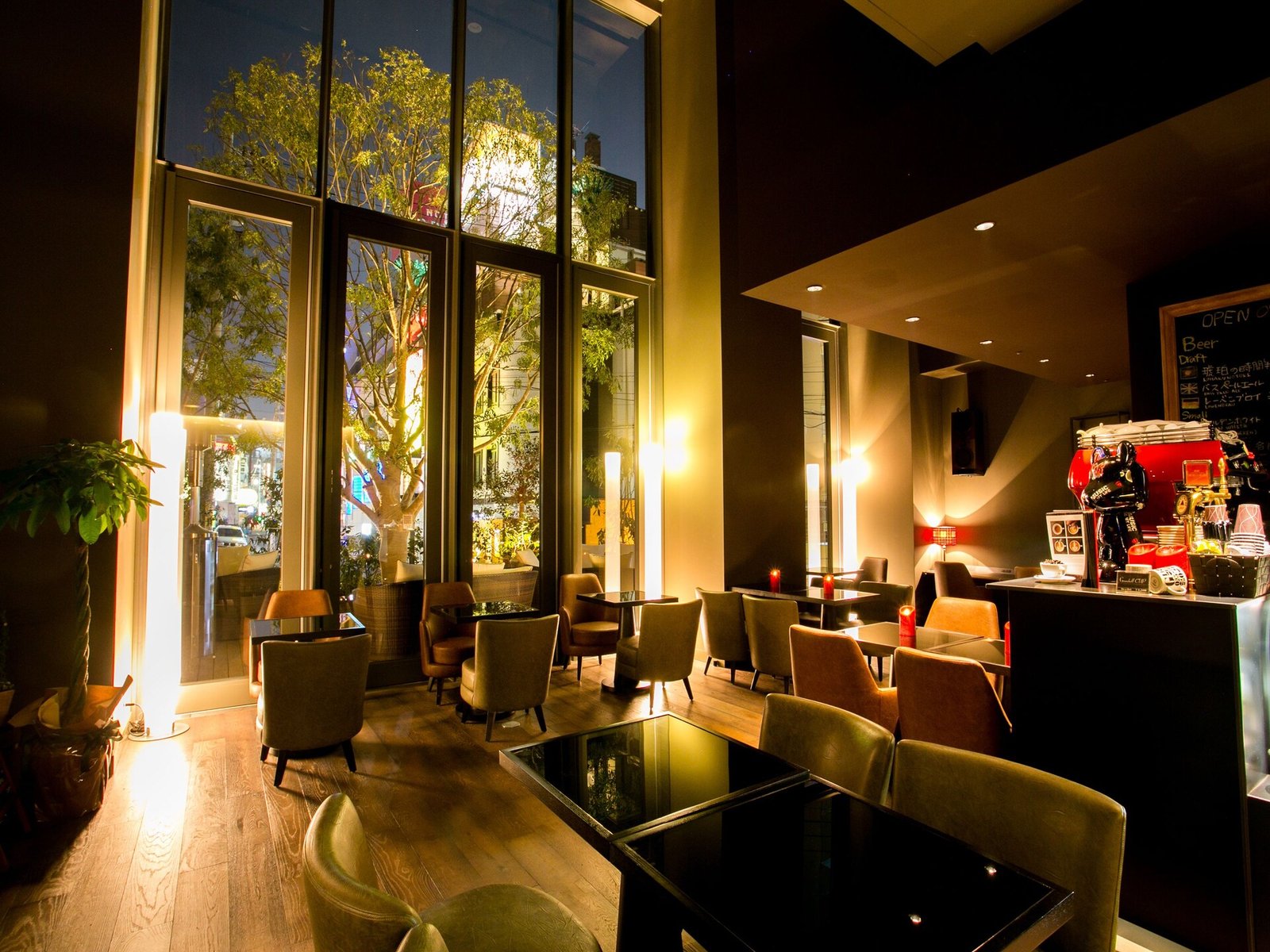 Granbell Shinjuku Hotel, at the table