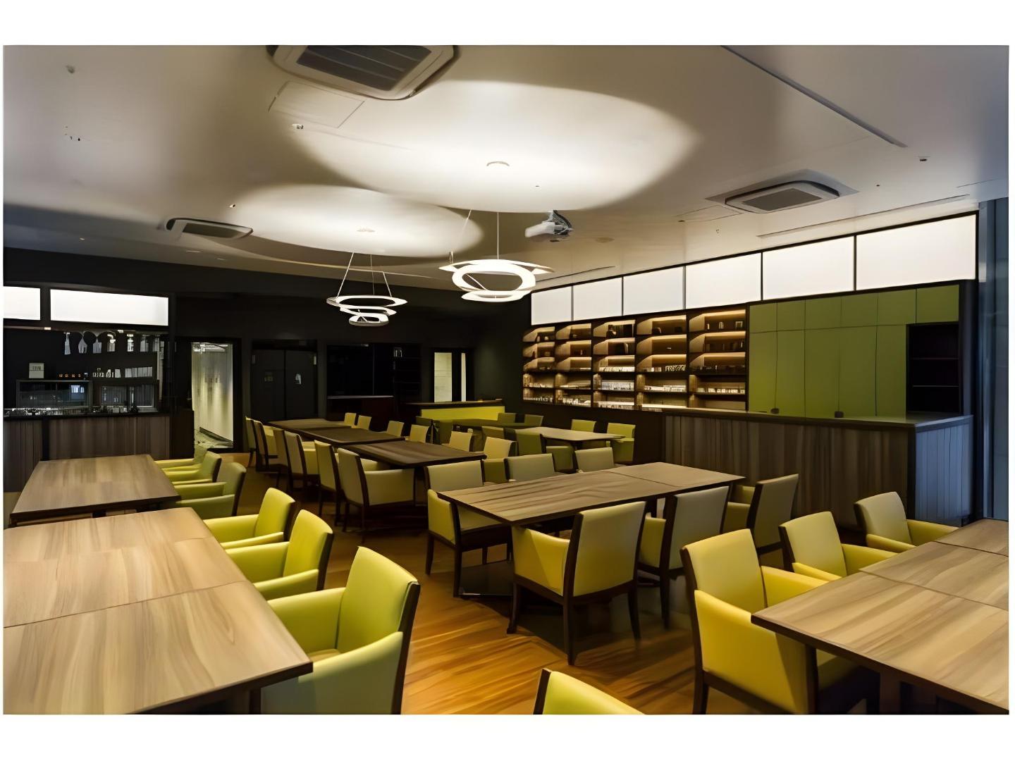 Hotel Ryumeikan Ochanomizu Honten — vibe
