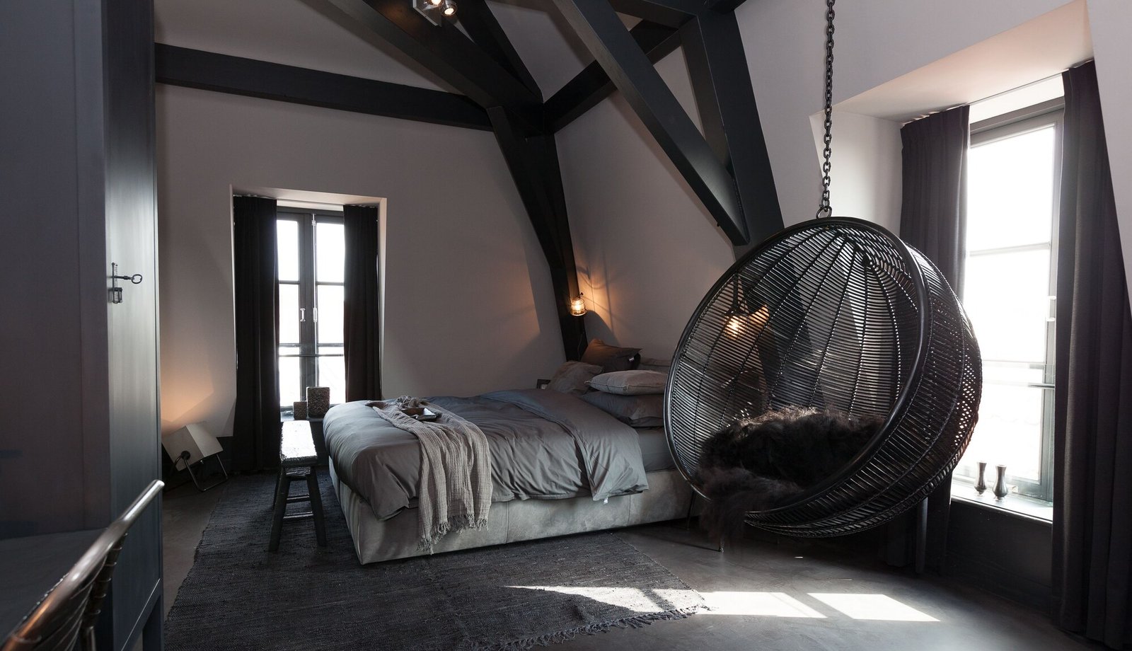Mother Goose Hotel, rooms