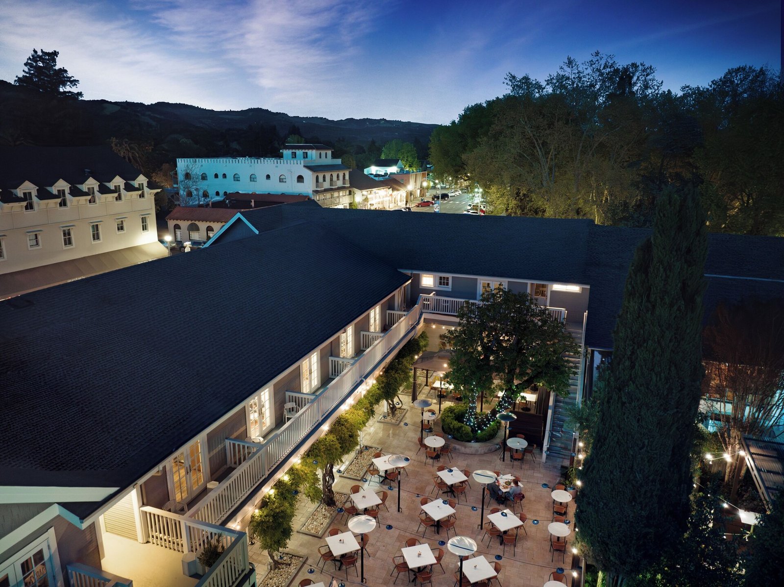 El Dorado Hotel