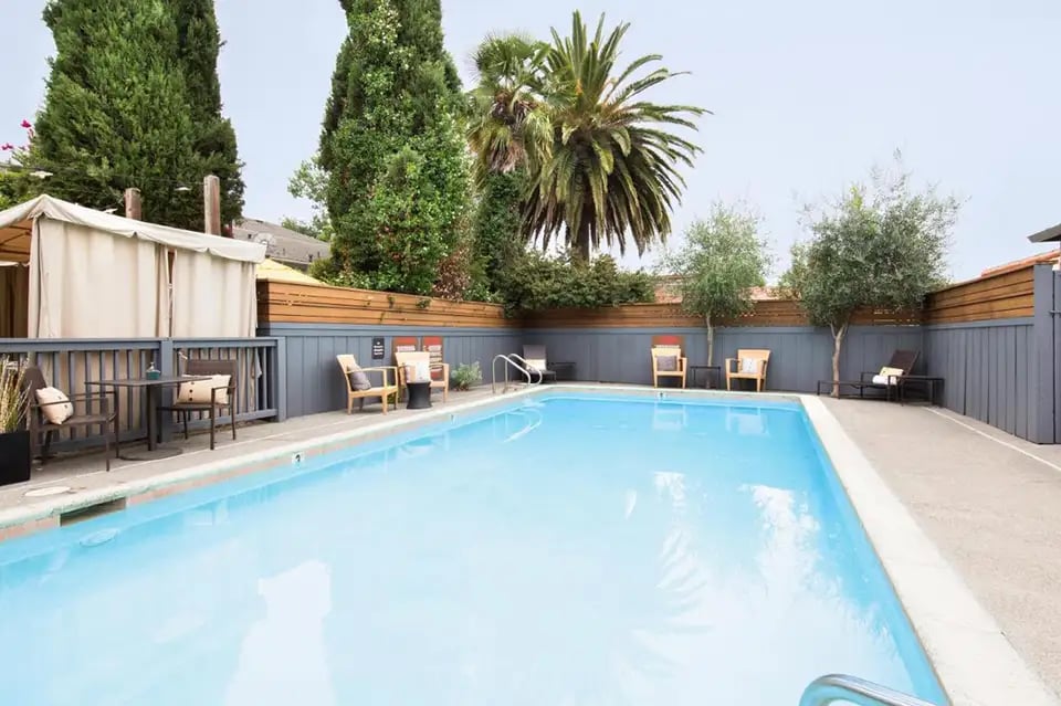 El Dorado Hotel