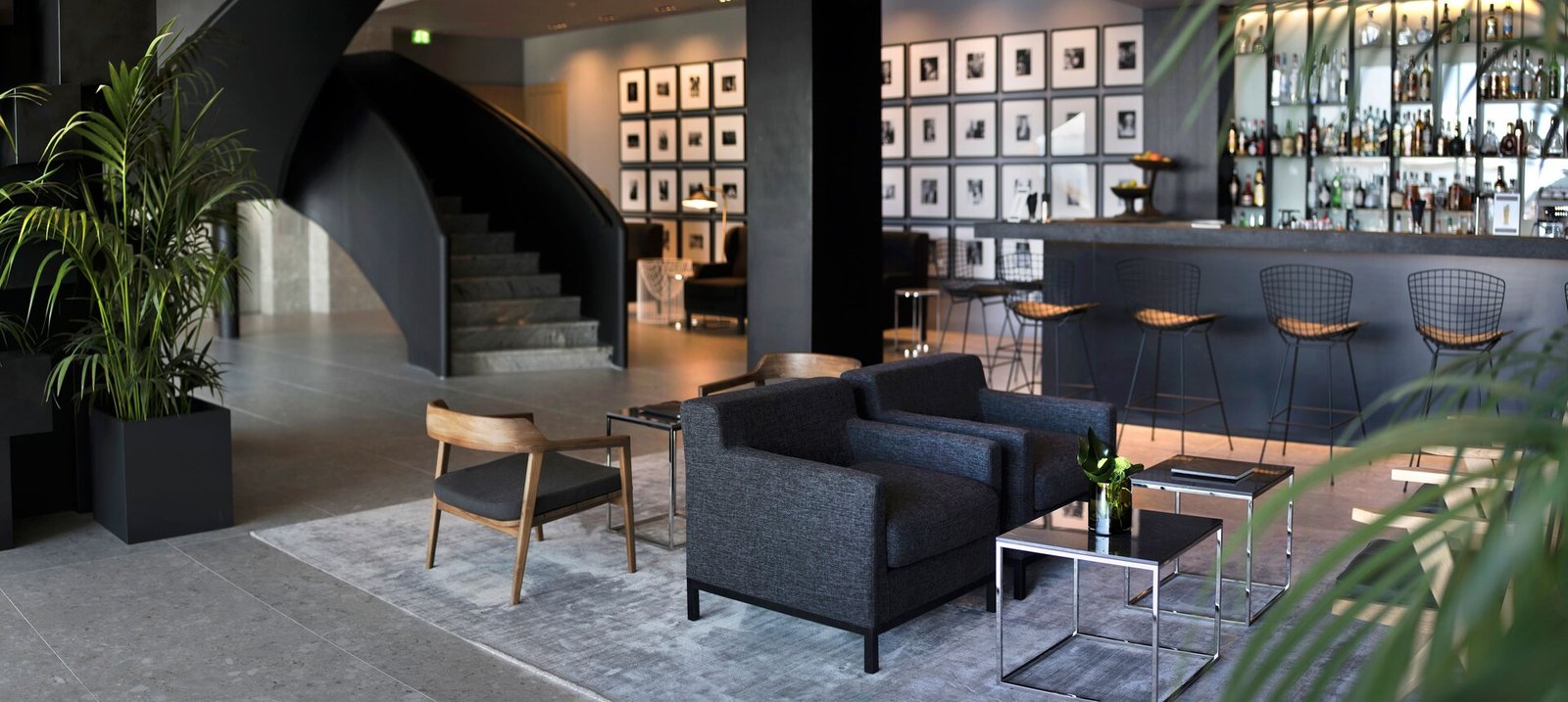 Hotel Excelsior, abakus piano bar