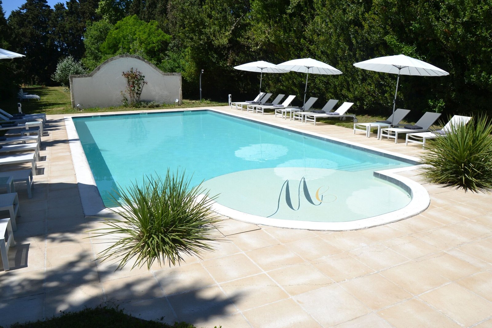 Mas de Capelou, the pool
