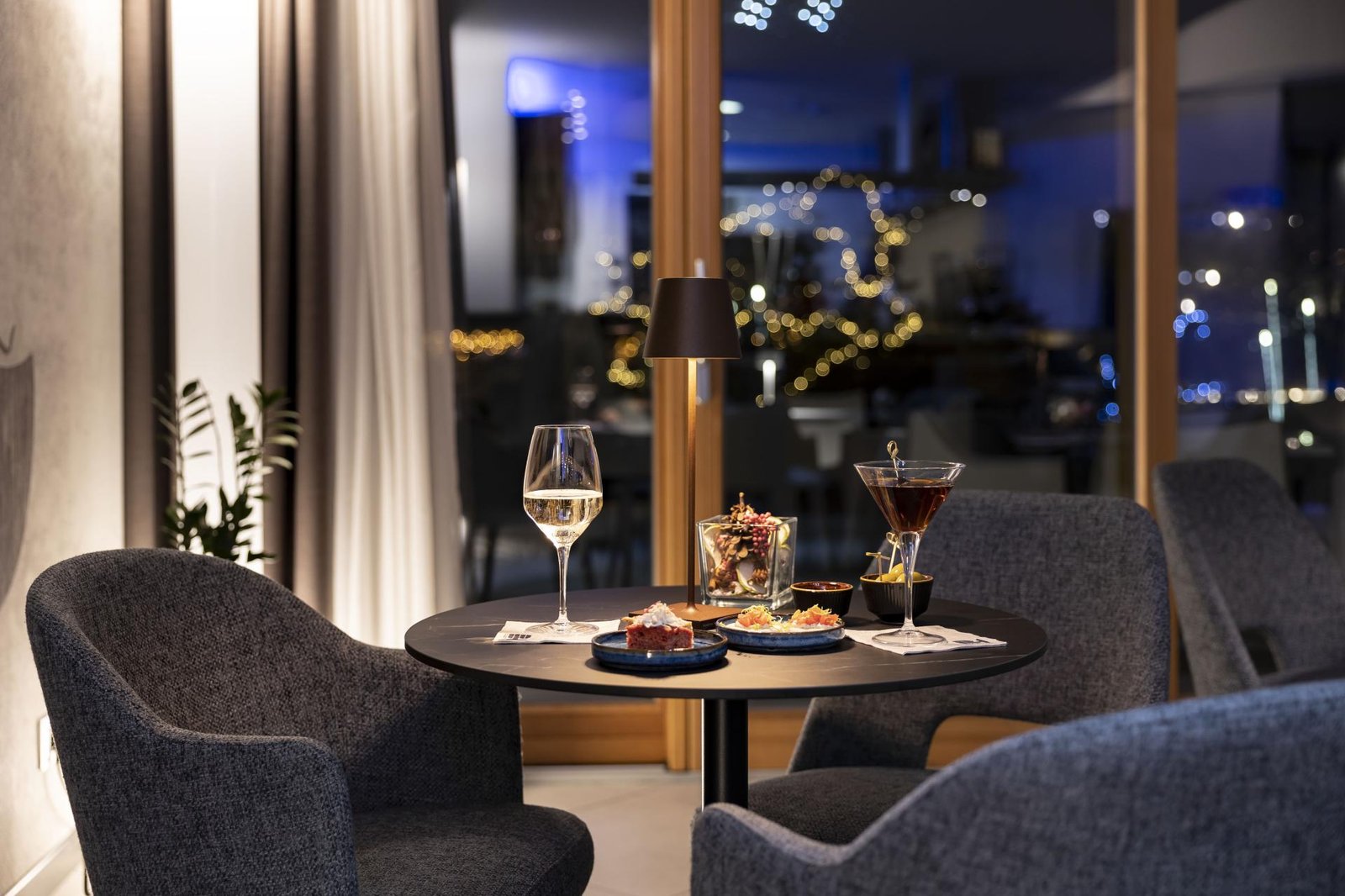 Nature Blu Hotel & Spa - Blu Hotels, at the table