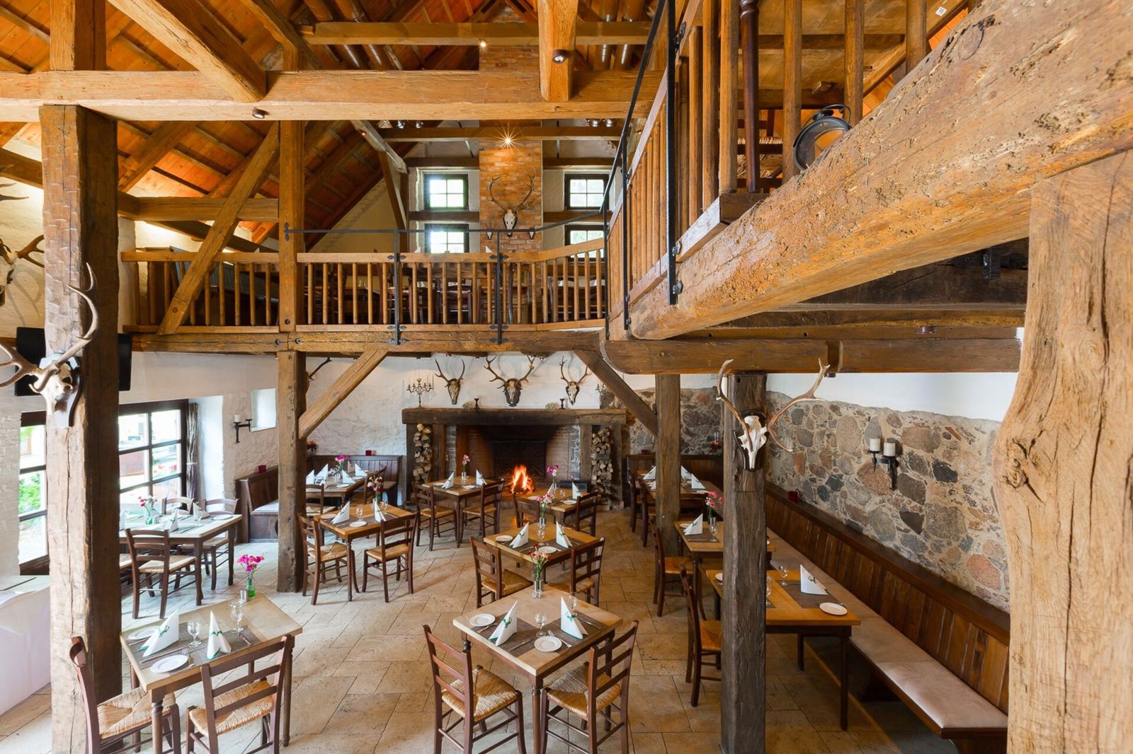 Gut Klostermühle, restaurant klosterscheune