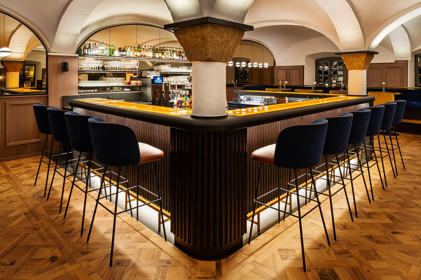 Hotel Gut Ising, at the table