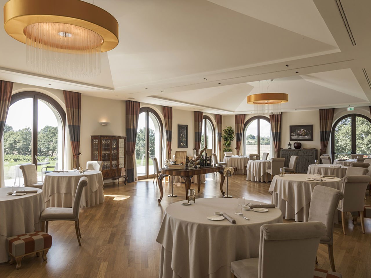 Borgo La Chiaracia Resort & Spa, radici restaurant