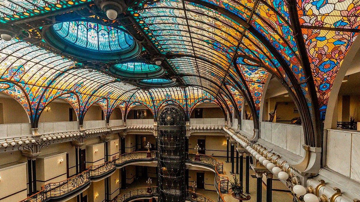 Gran Hotel Ciudad de México — backstory