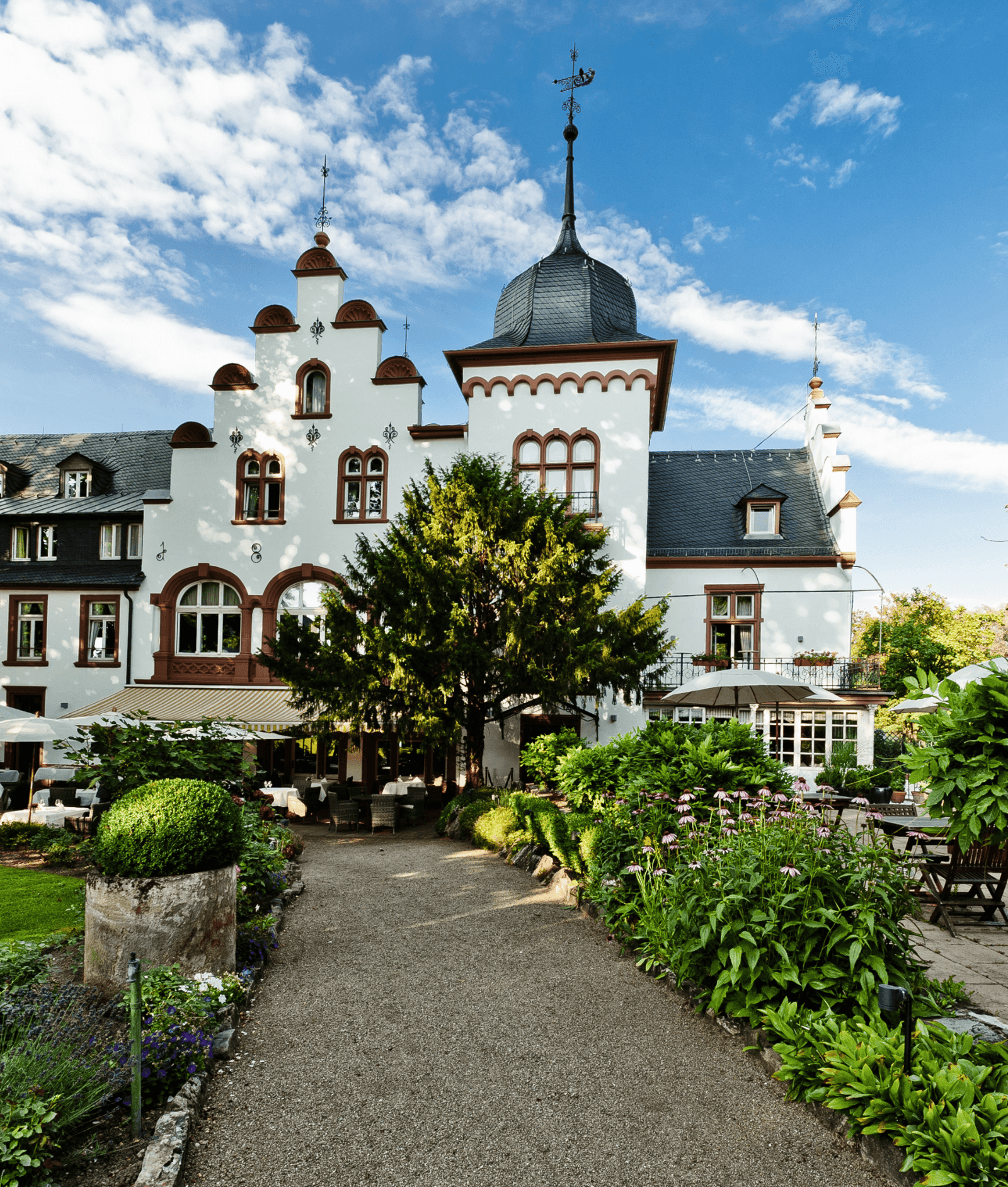 Hotel Kronenschlösschen, how it began