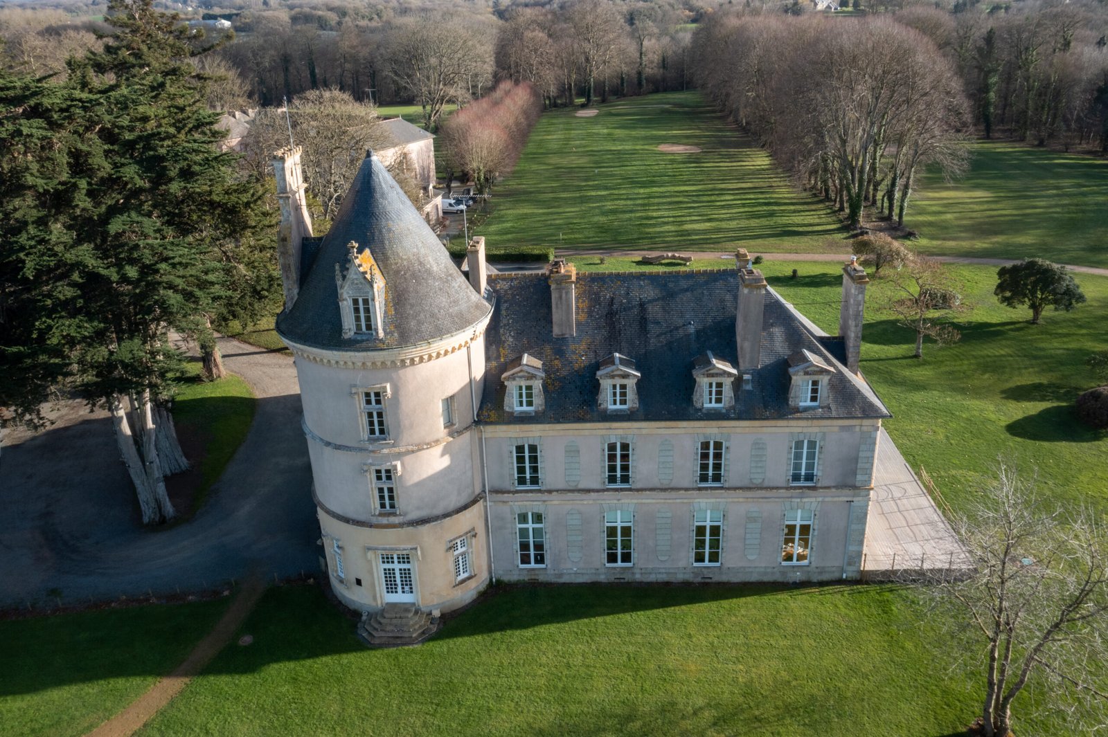 Château de Boisgelin - Hôtel & Restaurant Mathieu Kergourlay - Teritoria, how it began