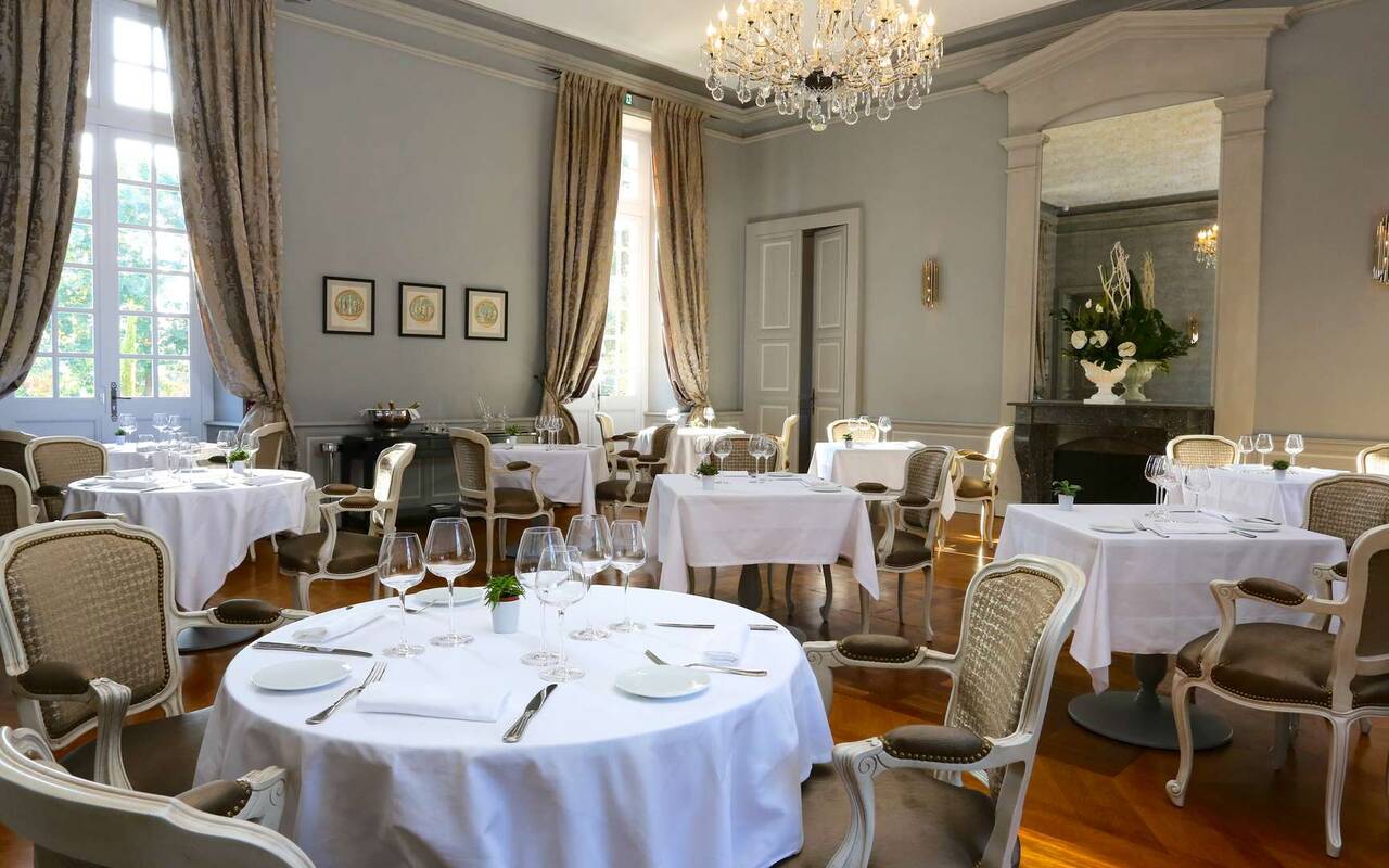 Chateau De Drudas, at the table