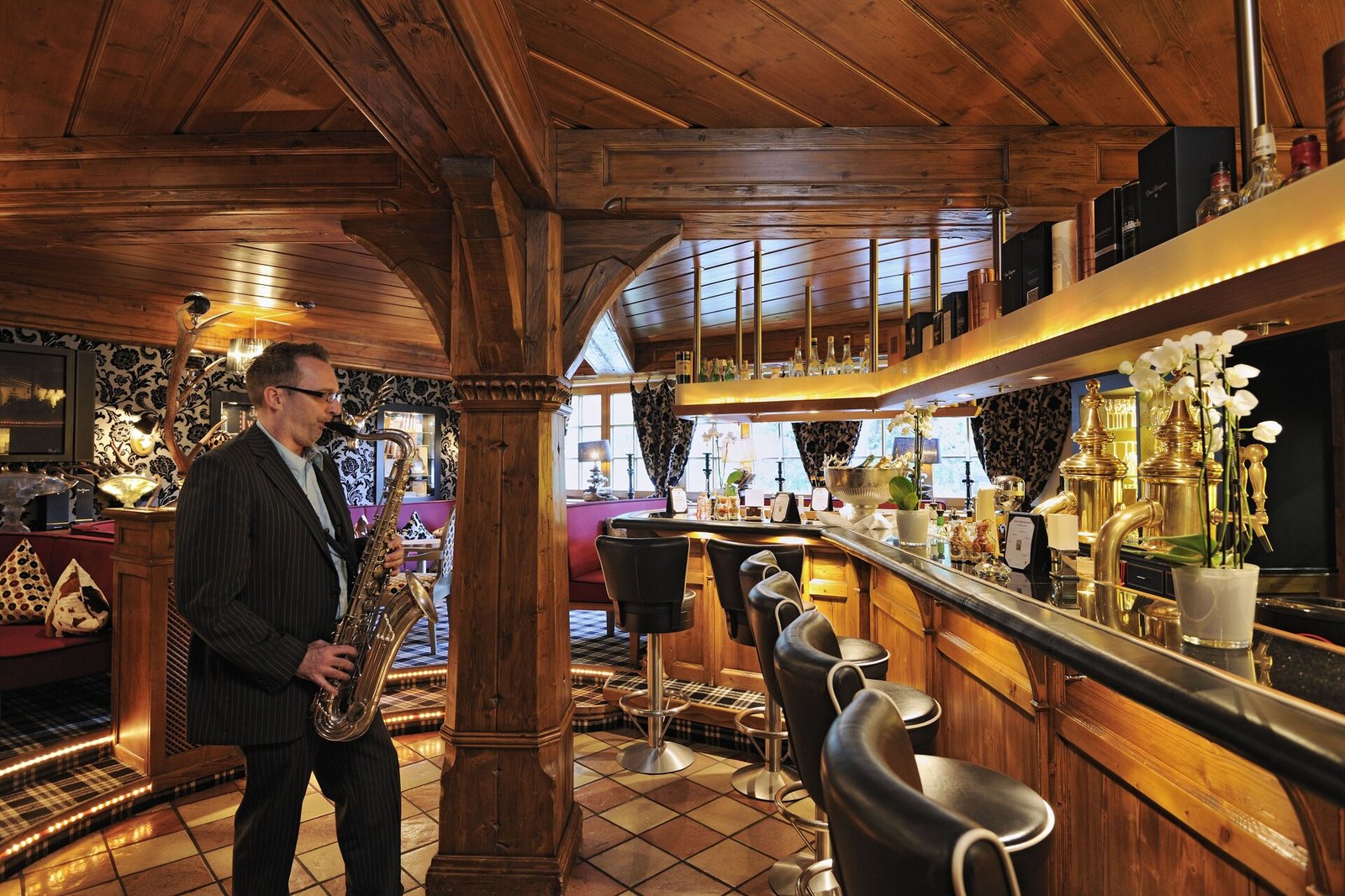 Hotel Jagdhof Glashütte, at the table