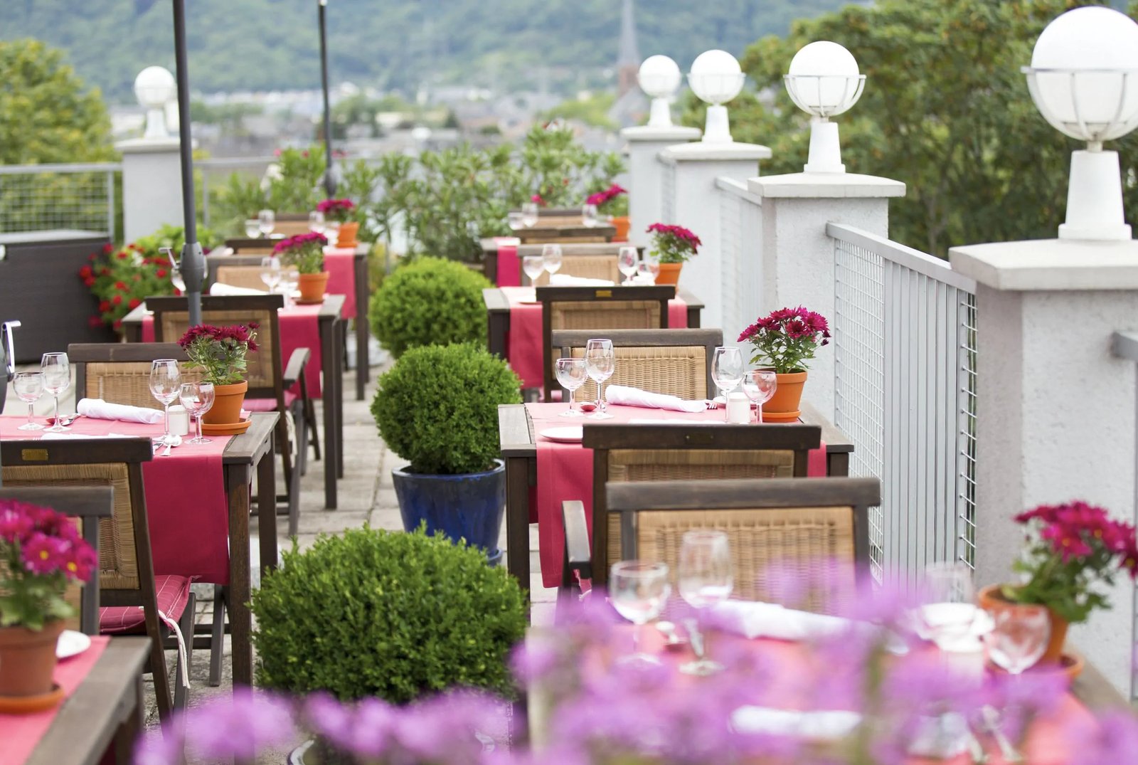 Hotel Villa Hügel Trier, at the table