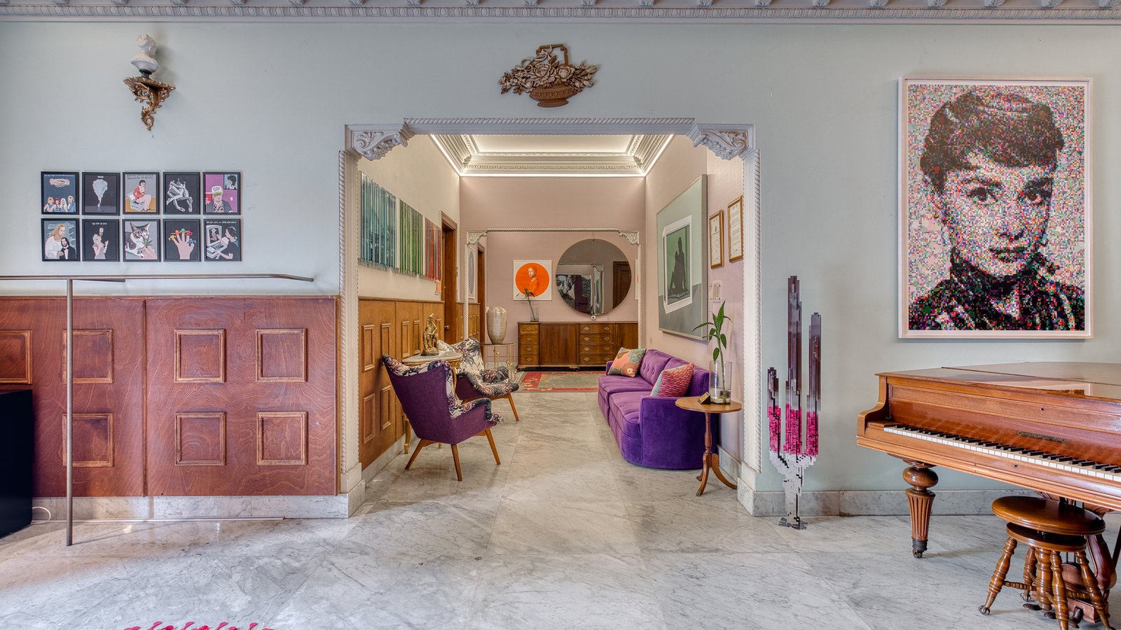 Hotel Pug Seal Polanco Anatole France