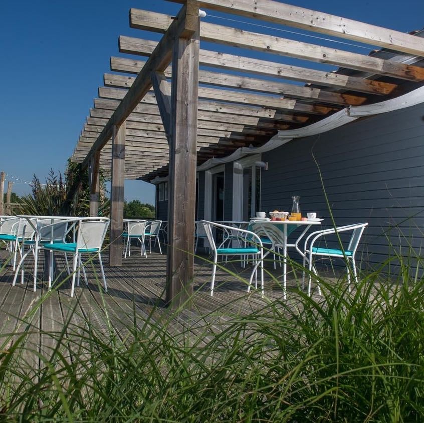 La Petite Couronne, poolhouse and terrace