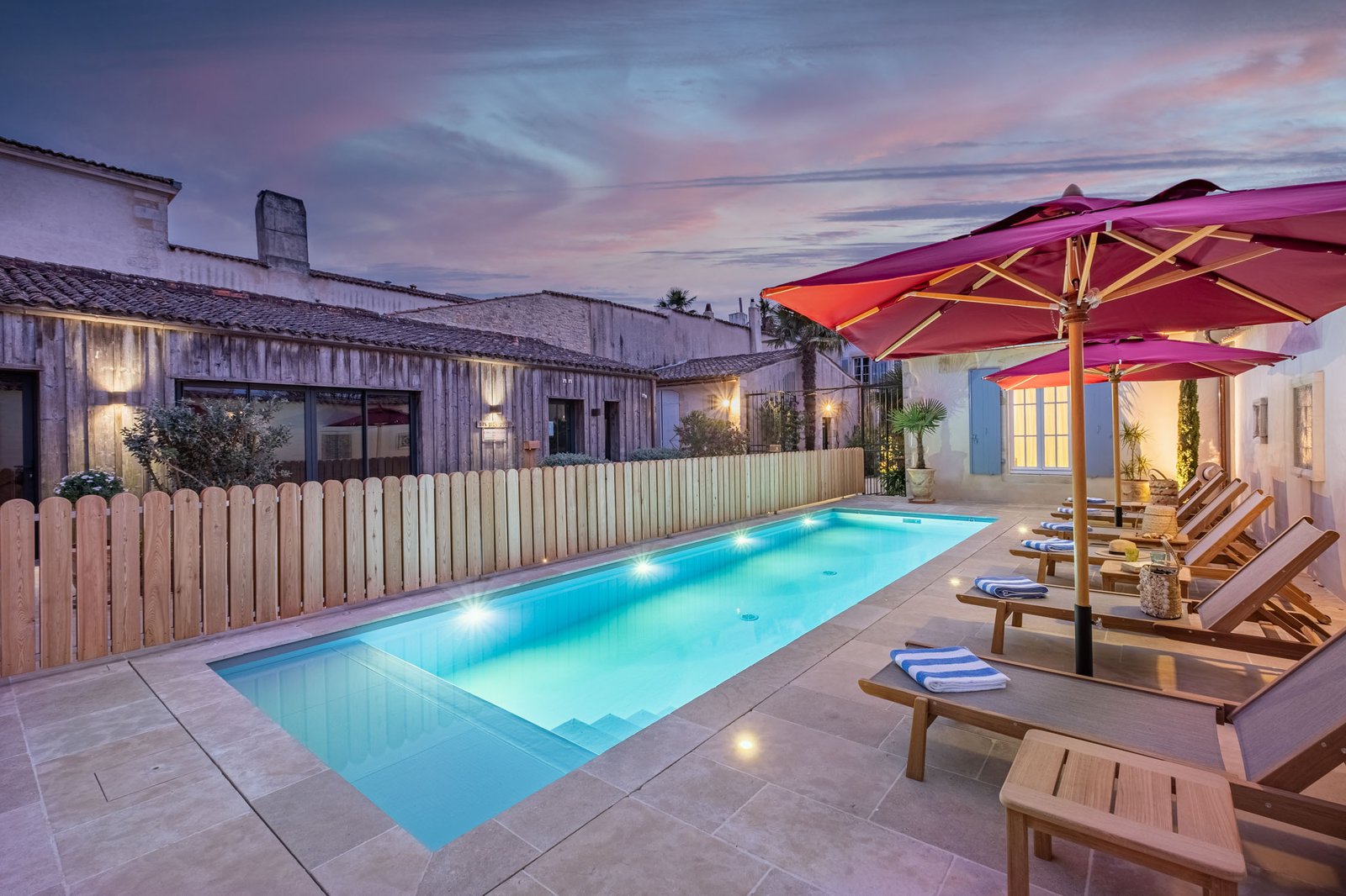 La Baronnie Hotel & Spa, the pool