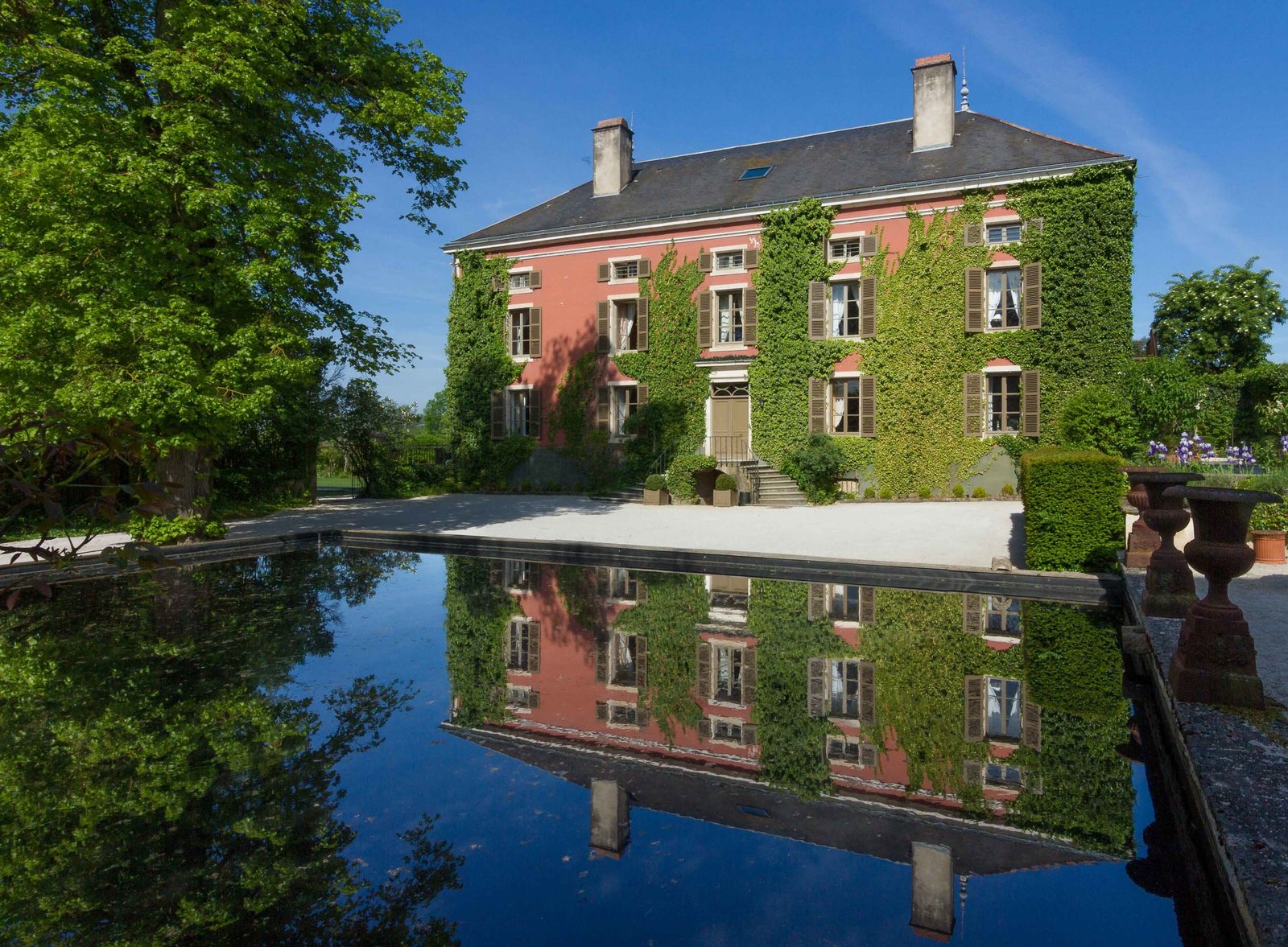 Château de Courban & Spa Nuxe - Château Hôtel en Bourgogne, how it began
