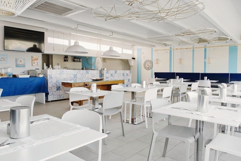 Marina di Petrolo Hotel & Spa, sala colazioni