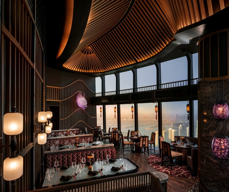 Ciel Dubai Marina, at the table