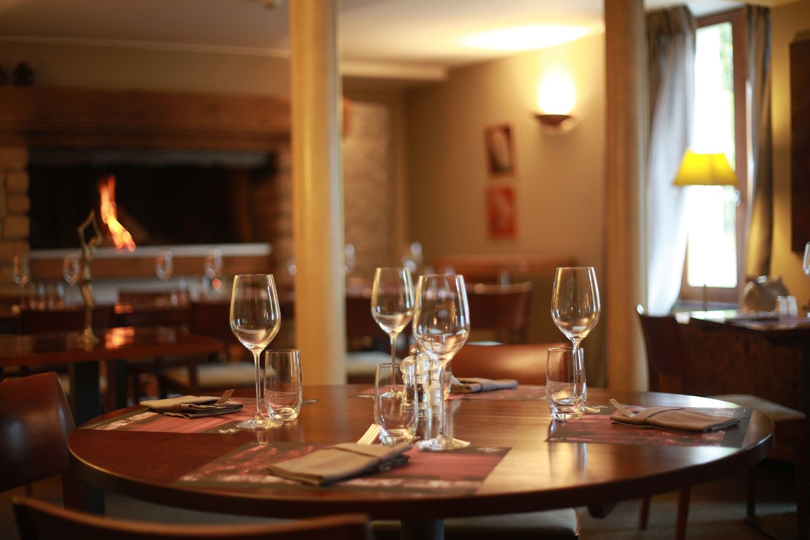 The Originals Relais Hostellerie du Peiffeschof / Le ZINC à Arlon, le zinc