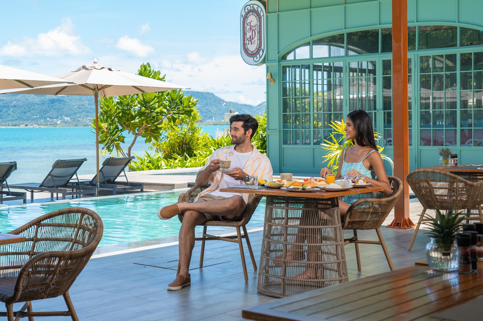 My Beach Resort, my café