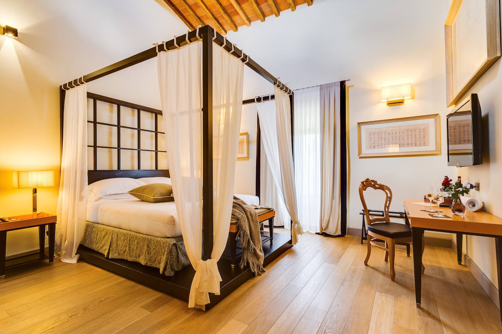 Castello la Leccia, rooms