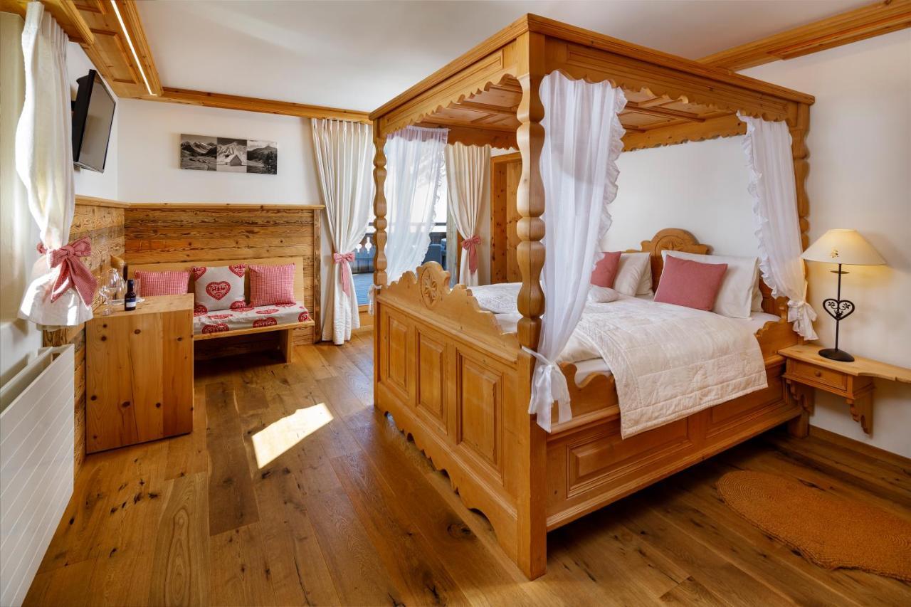 Walserhuus Sertig, rooms