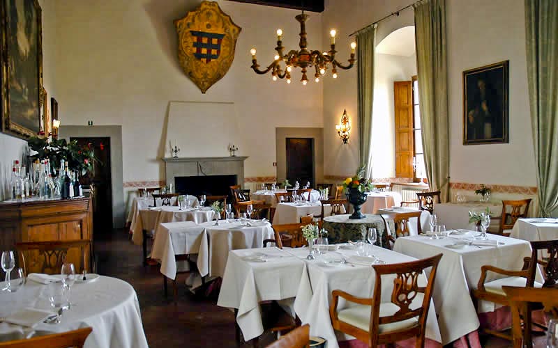 Castello di Spaltenna, at the table