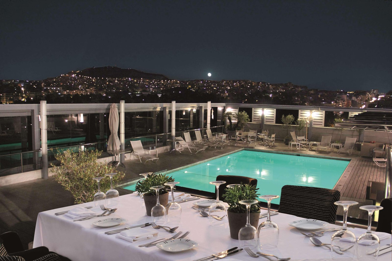 Radisson Blu Park Hotel, Athens, at the table