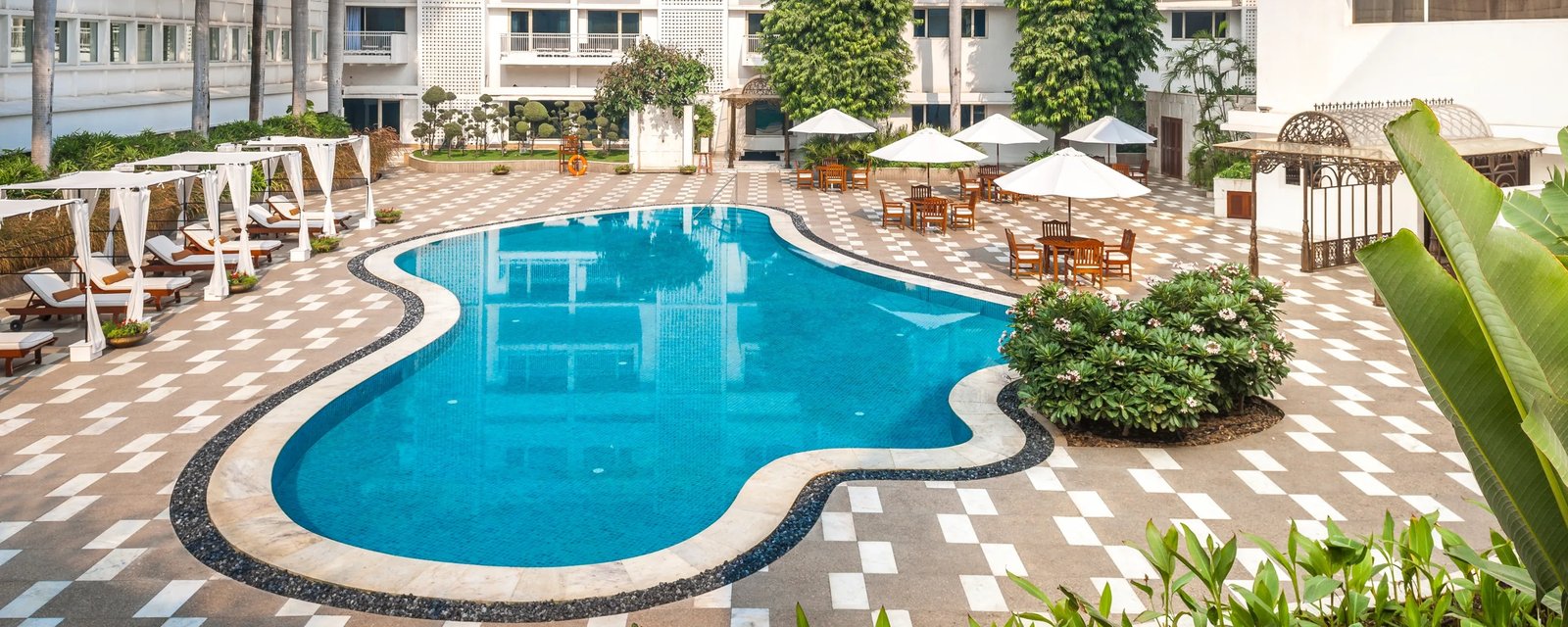 The Claridges, the pool