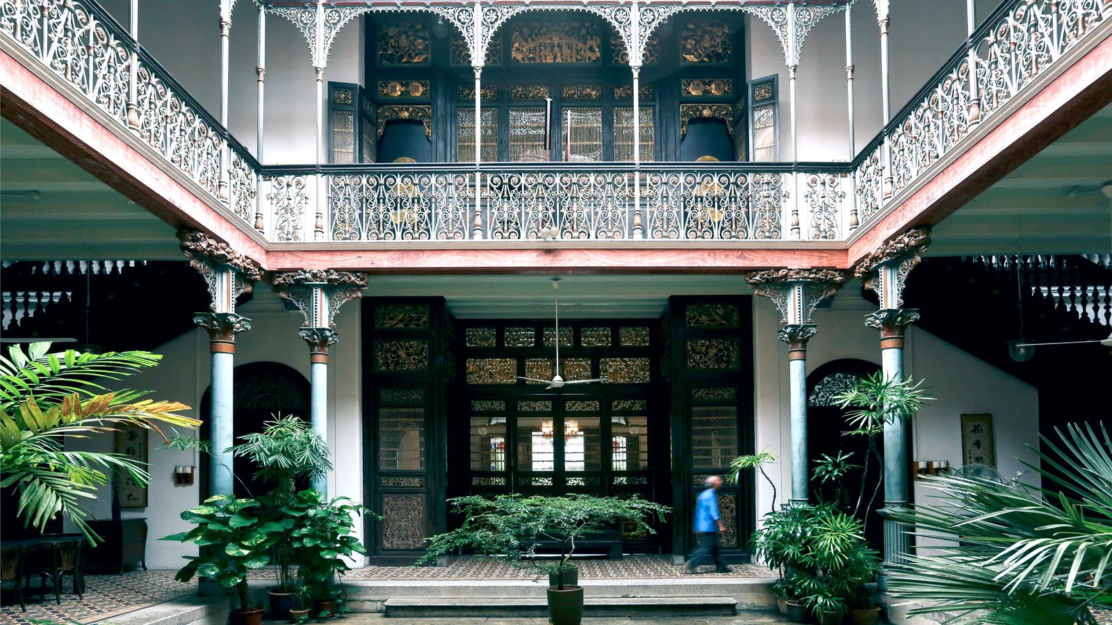 Cheong Fatt Tze - The Blue Mansion