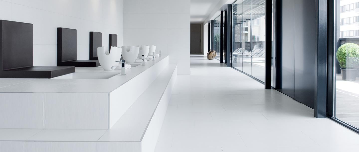 Carbon Hotel, the spa
