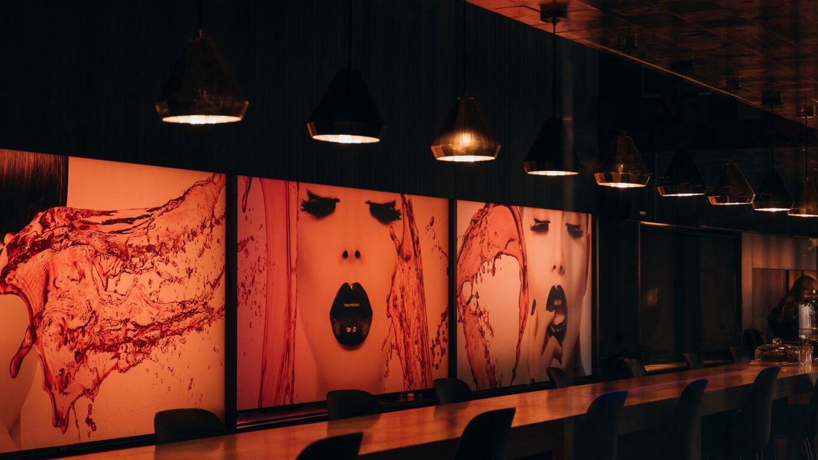 Carbon Hotel, restaurant gusto