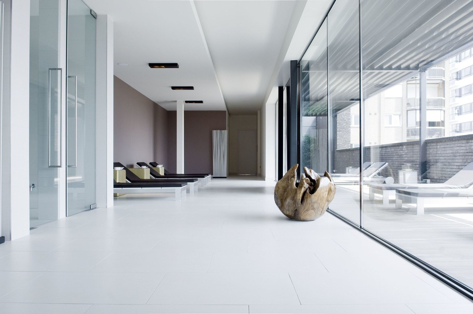 Carbon Hotel, the spa
