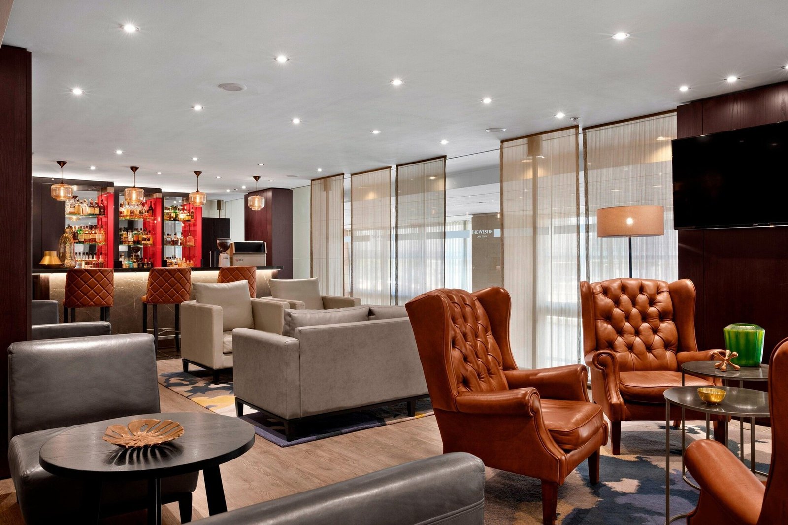 The Westin Cape Town, louis b's bar and lounge