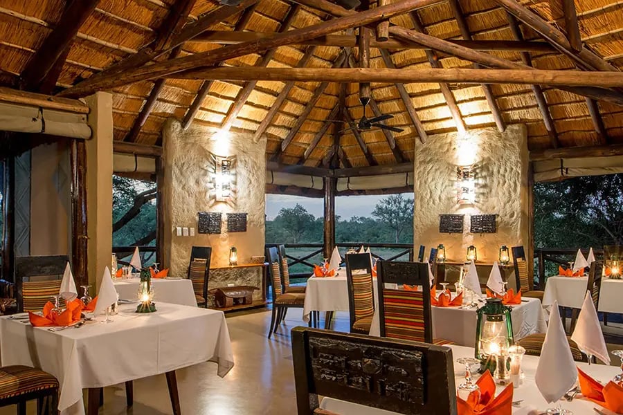 Lukimbi Safari Lodge, at the table