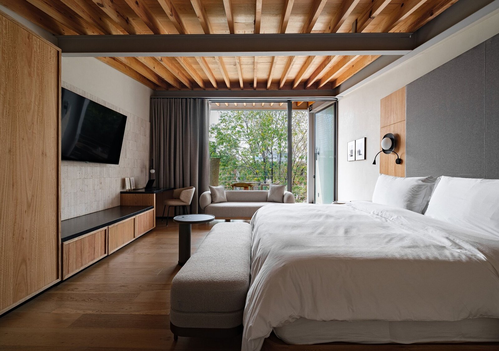 Colima 71 Casa de Arte Hotel — rooms