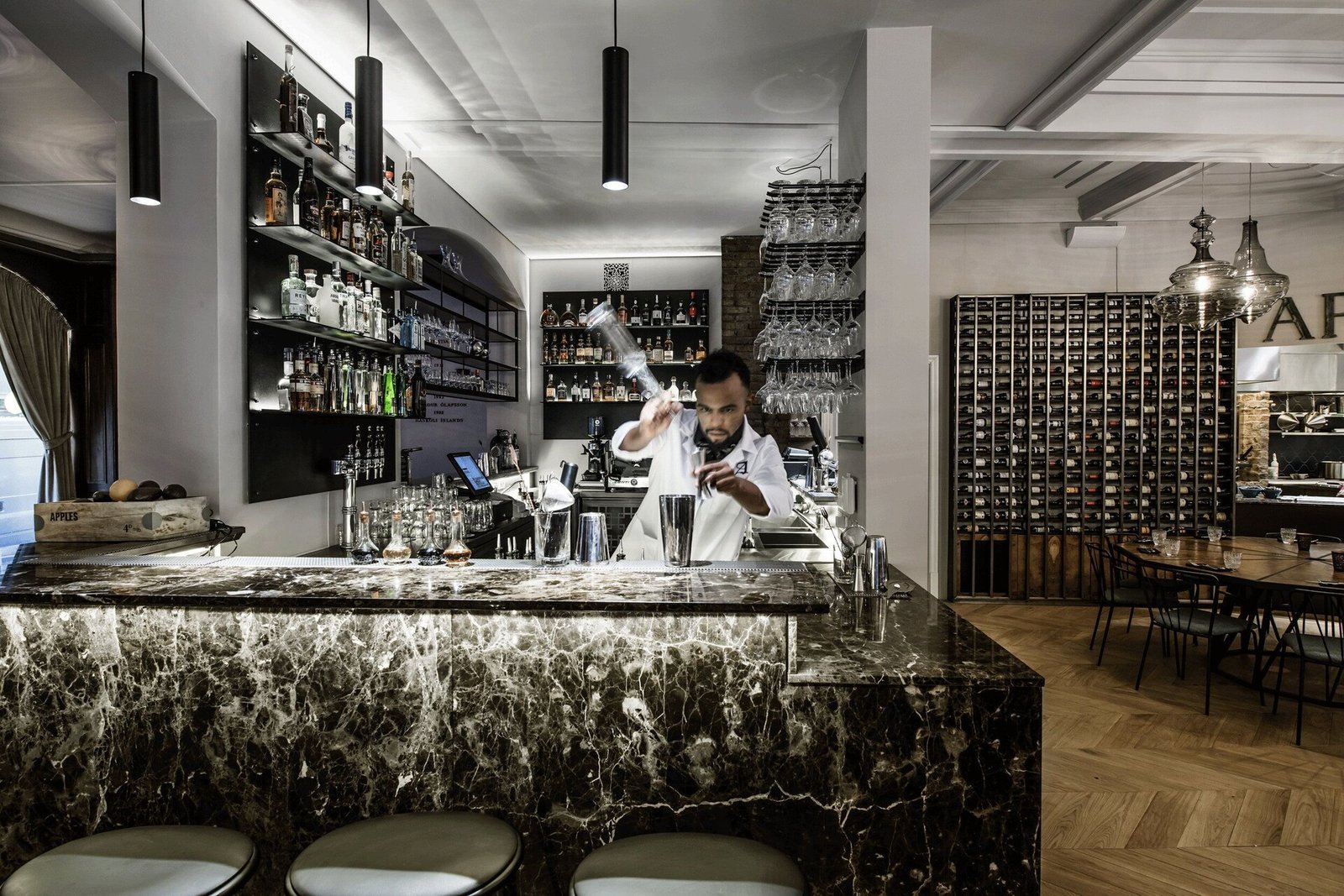 Apotek Hotel, apotek kitchen + bar